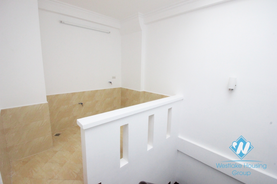 New and nice house for rent in Hoang Hoa Tham, Ba Dinh, Hanoi